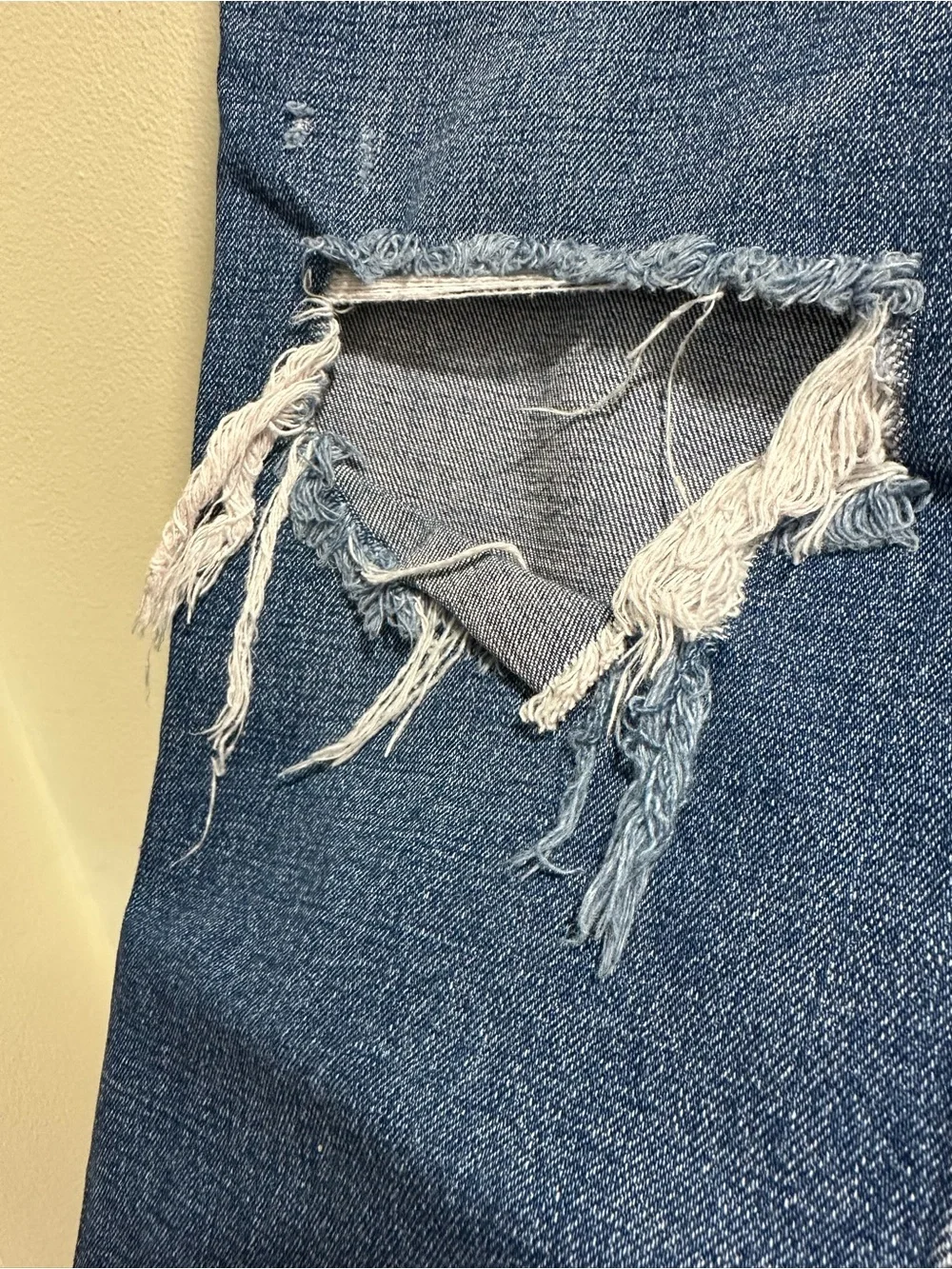 Women’s Abercrombie & Fitch Ultra High Rise Ankle Straight Distressed Jeans
